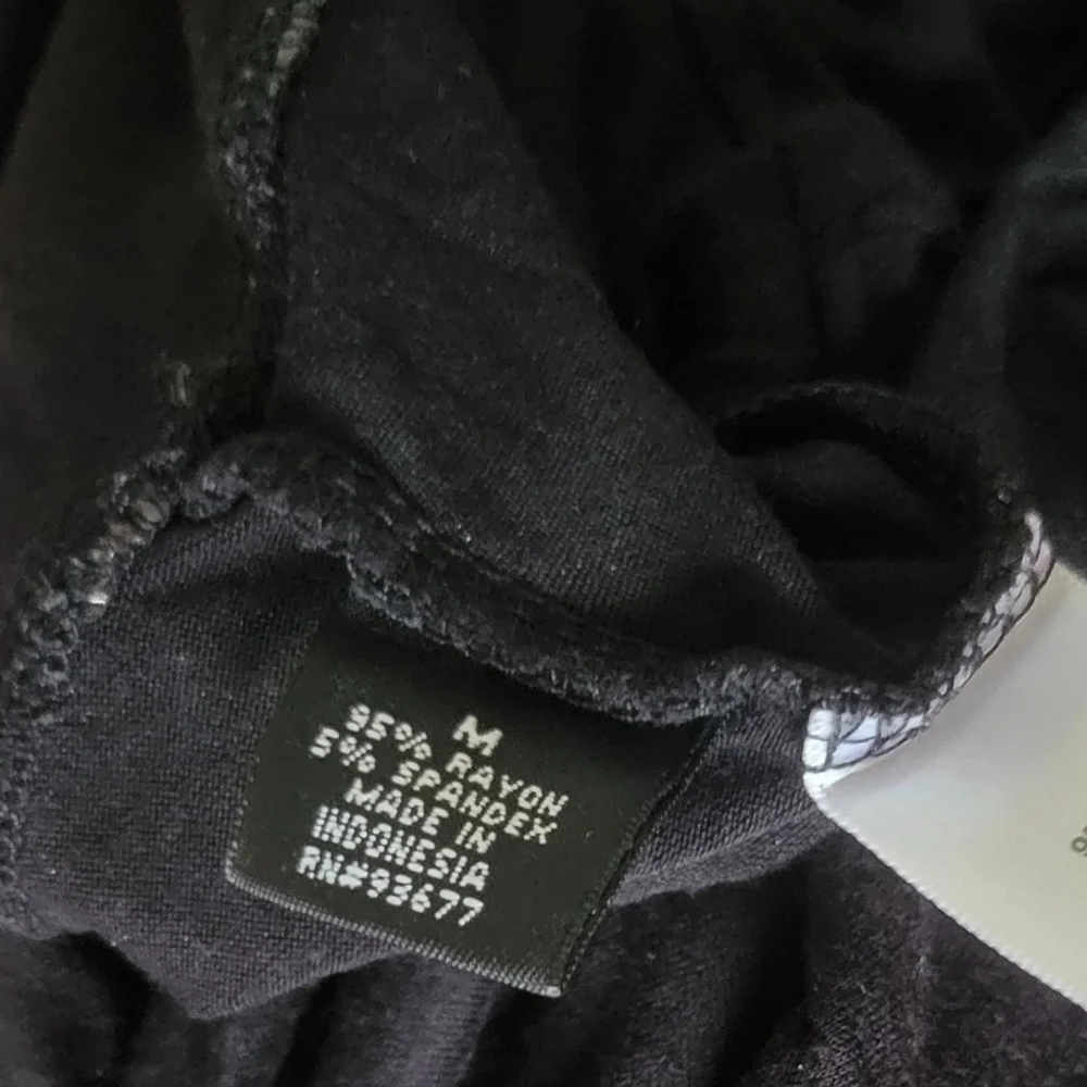 Women Simple Black Skirt M